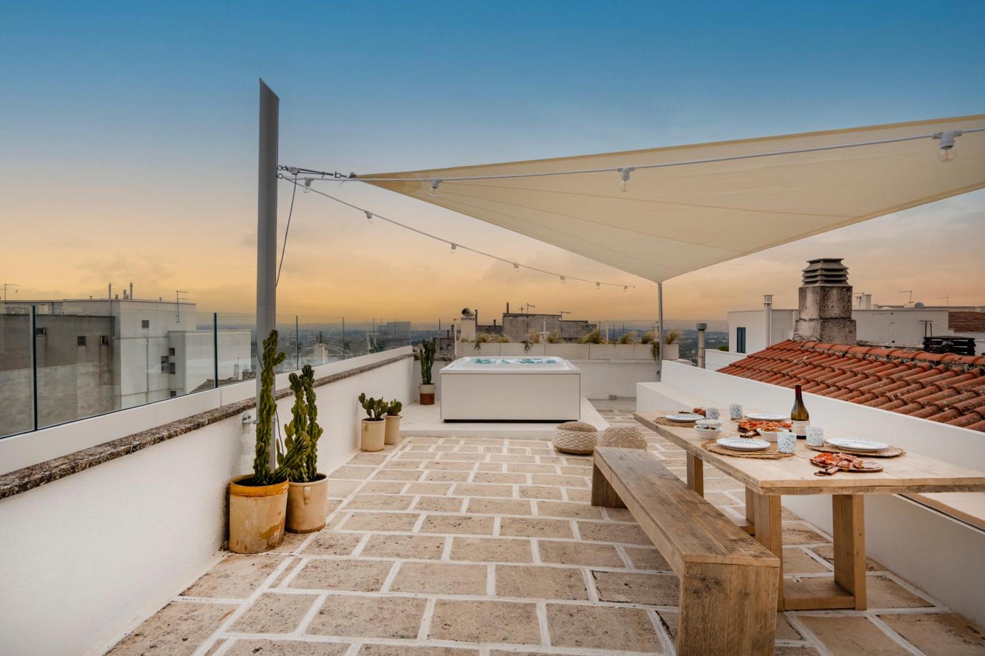 Casa U Burie, Casa Design Con Terrazza Panoramica E Jacuzzi Lejlighed Cisternino Eksteriør billede
